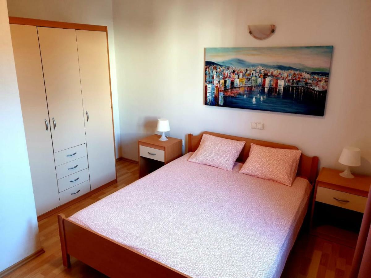 Paras Zečevo Esterno foto
